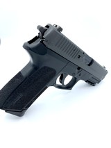 SIG SAUER SP2022 - 2 of 6