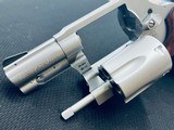 SMITH & WESSON 60-14 Lady Smith - 3 of 4