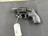 SMITH & WESSON 442 - 2 of 3