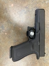 GLOCK 17 GEN 5 - 1 of 5