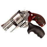 SMITH & WESSON MODEL 686-6 PLUS DELUXE - 4 of 5