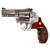 SMITH & WESSON MODEL 686-6 PLUS DELUXE - 2 of 5