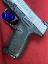 SMITH & WESSON SD9 VE SD9VE Full-Sized - 5 of 7