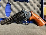 SMITH & WESSON MODEL 29-10 CLASSIC - 5 of 6