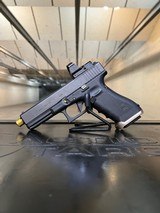 GLOCK G17 GEN4 MOS - 1 of 4