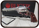 RUGER NEW VAQUERO HIGH GLOSS - 3 of 6