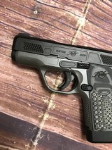 KIMBER Evo SP Custom Shop w/ Night Sights - 3 of 6