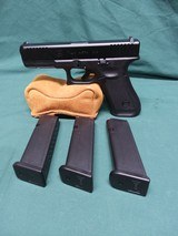 GLOCK 17Gen 5 9MM LUGER (9X19 PARA) - 2 of 5