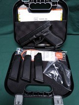 GLOCK 17Gen 5 9MM LUGER (9X19 PARA) - 1 of 5