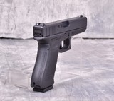 GLOCK 17
Gen4 - 3 of 4