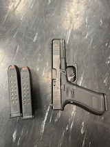 GLOCK 17 g17 gen 5 9MM LUGER (9X19 PARA) - 2 of 6