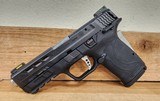SMITH & WESSON M&P 9 SHIELD EZ MTS - 2 of 4
