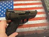 HECKLER & KOCH VP9 - 2 of 4