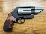 SMITH & WESSON Governor Cerakote/wood grips - 2 of 3