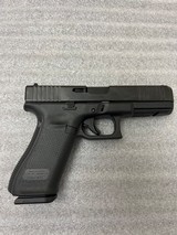 GLOCK 22 G22 Gen 5 .40 S&W - 6 of 7