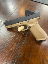 GLOCK 17 g17 gen 5 - 2 of 3