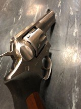 RUGER GP100 - 6 of 7