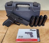 SIG SAUER P320 COMPACT - 1 of 4