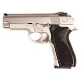 SMITH & WESSON 4043 - 2 of 4