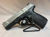 SMITH & WESSON SD40 VE - 2 of 5