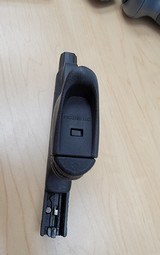 SMITH & WESSON M&P 40 SHIELD - 7 of 7