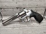 SMITH & WESSON 686 PLUS 3-5-7 MAGNUM SERIES .357 MAG - 4 of 7