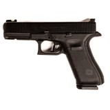 GLOCK 17 GEN 5 - 1 of 4
