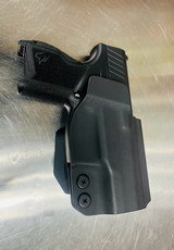 Taurus GX4 9MM LUGER (9X19 PARA) - 5 of 5