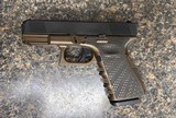 GLOCK 19 GEN 3 CUSTOM - 1 of 4