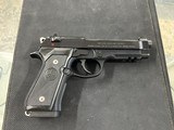 BERETTA MOD96A1 .40 S&W - 1 of 2