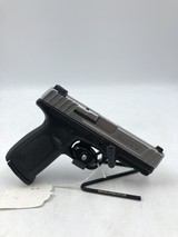 SMITH & WESSON SD40VE - 2 of 6