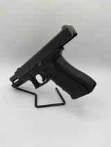 GLOCK 22 G22 GEN 4 .40 S&W - 1 of 4