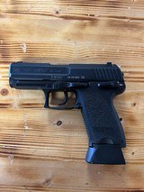 HECKLER & KOCH USP 45 COMPACT - 1 of 2