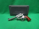 RUGER NEW MODEL SUPER BLACKHAWK STAINLESS - 1 of 6