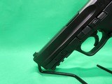 SMITH & WESSON M&P9 M2.0 - 4 of 6