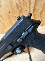 SIG SAUER P226 - 5 of 6