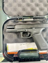 GLOCK 17 GEN 5 - 3 of 5