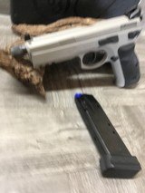 CZ 75 SP-01 TACTICAL - 3 of 5