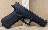 GLOCK G22 GEN 4 .40 S&W - 1 of 5