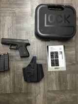 GLOCK 19 GEN 5 - 2 of 3