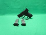 SMITH & WESSON M&P9 SHIELD - 1 of 7