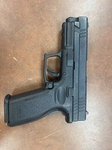 SPRINGFIELD ARMORY XD-40 .40 S&W - 1 of 5