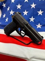 SIG SAUER SP2022 - 1 of 4