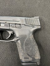 SMITH & WESSON M&P 40 M2.0 - 3 of 7