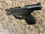 SMITH & WESSON M&P 40C .40 S&W - 4 of 5