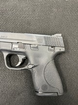 SMITH & WESSON M&P 9 sheild - 3 of 7