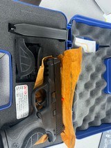 SMITH & WESSON M&P40 PERFORMANCE CENTER PORTED .40 S&W - 1 of 1