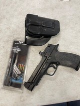 SMITH & WESSON M&P 9 PRO SERIES C.O.R.E. - 1 of 1