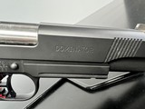 NIGHTHAWK CUSTOM Dominator Government 1911 - 6 of 7