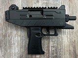 IWI UZI PRO - 3 of 3